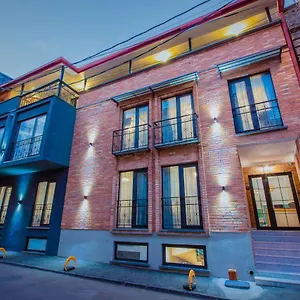 Otel Silver 37